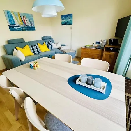 Luettje Mima Im Haus Abert