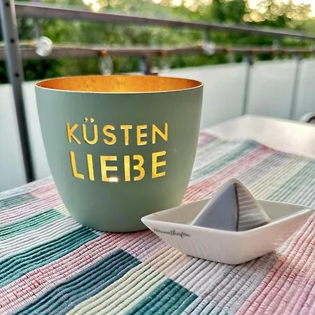 Luettje Mima Im Haus Abert