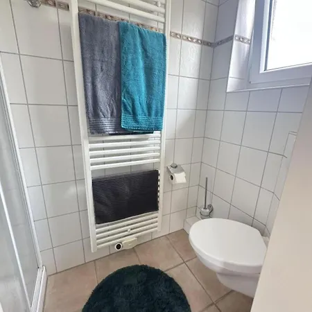 Luettje Mima Im Haus Abert *